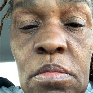 Meet your Posher, Earnestine